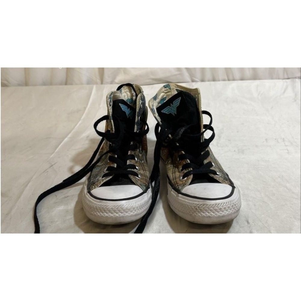 Converse Chuck Taylor All Star DC Comics Wonder Woman High Top Sneakers Women